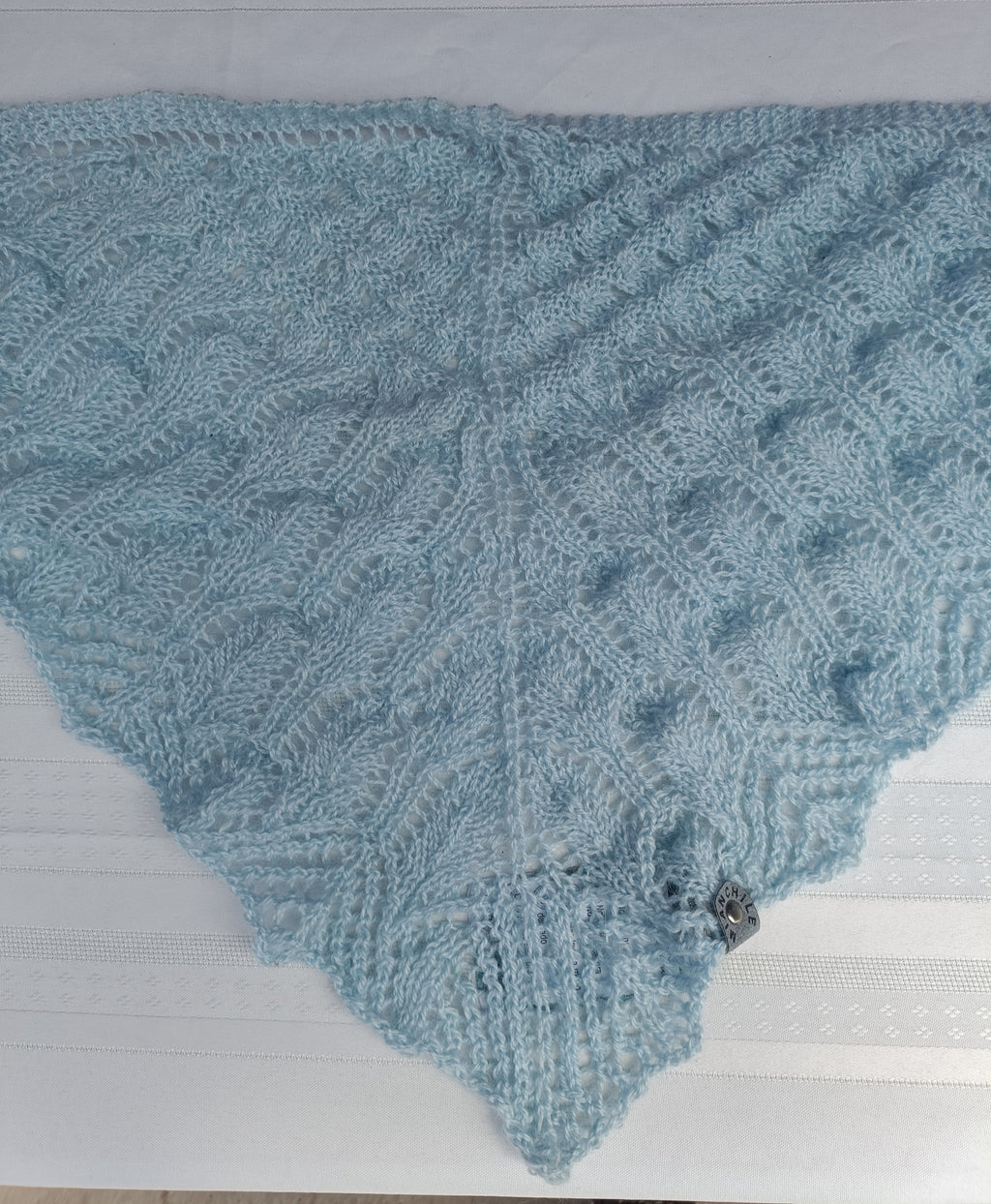 Cuello modelo encaje Celeste