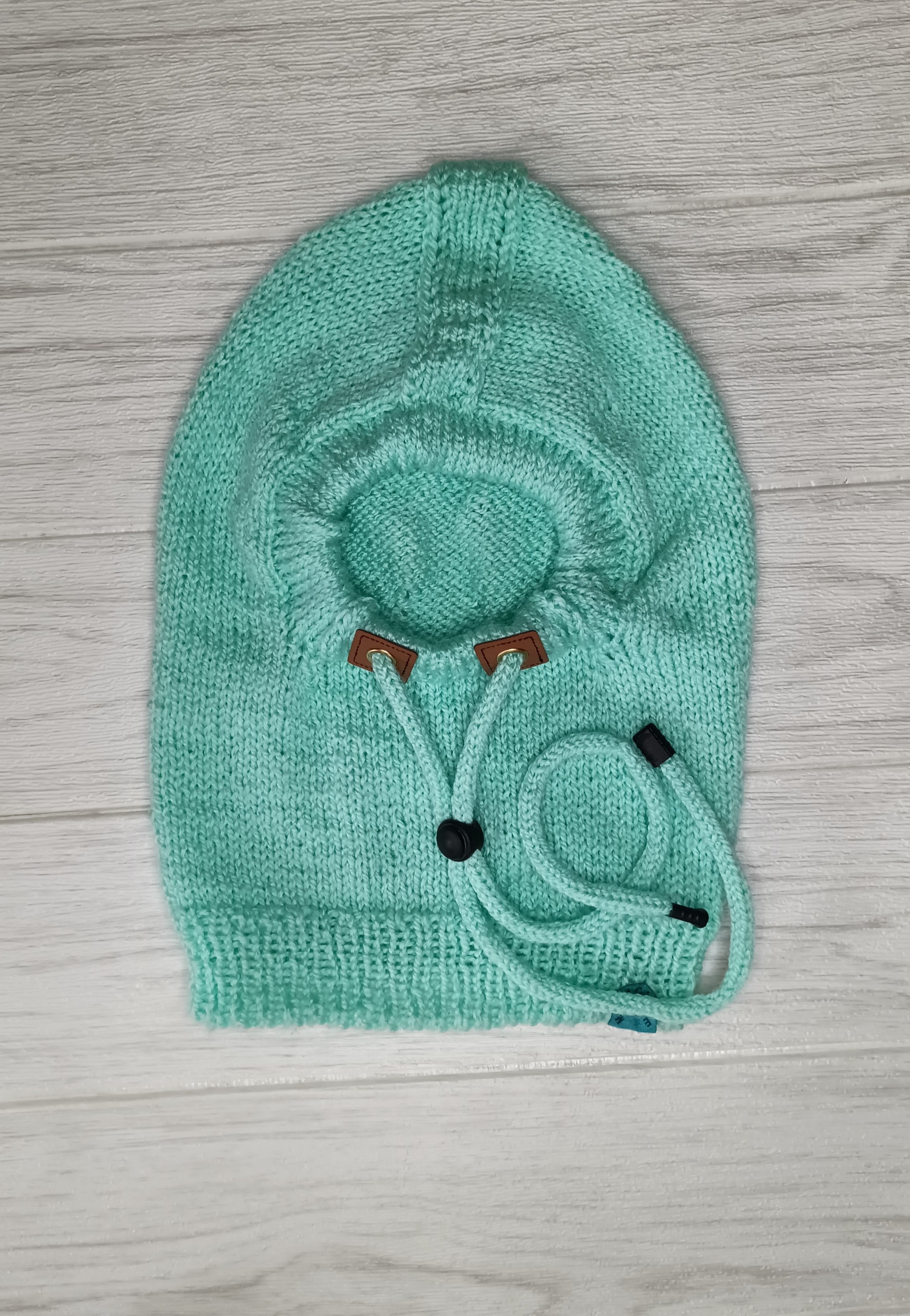 Gorro tipo capucha modelo Stella