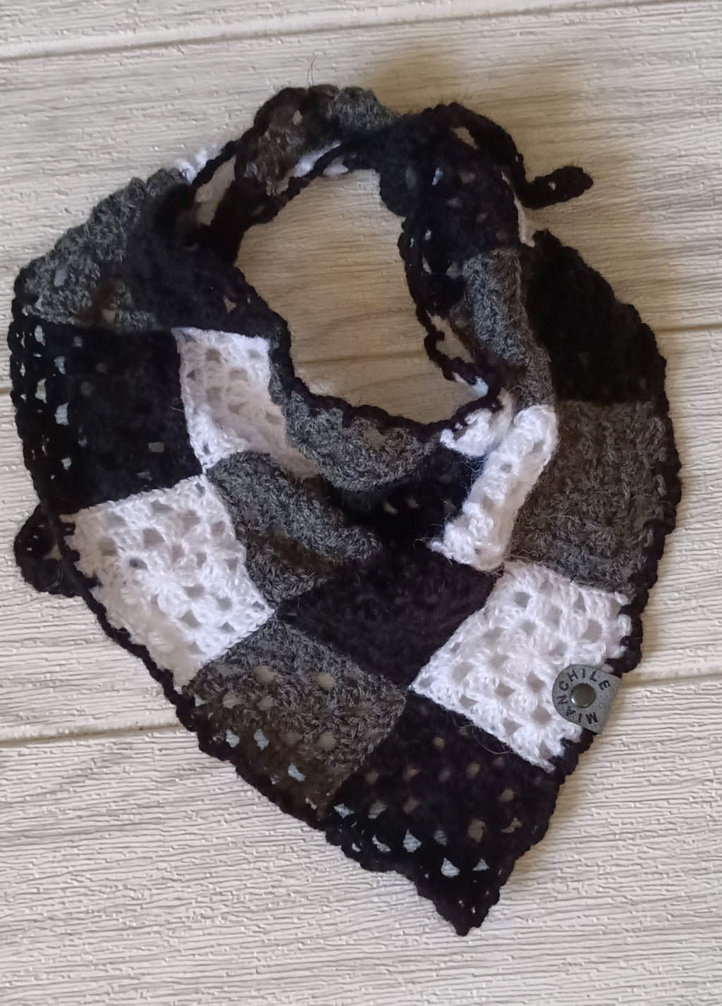 Pañoleta granny gris